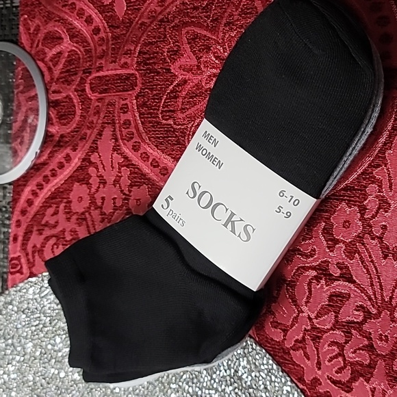 Black and White Women's Socks 5-Pack - Picture 2 of 4